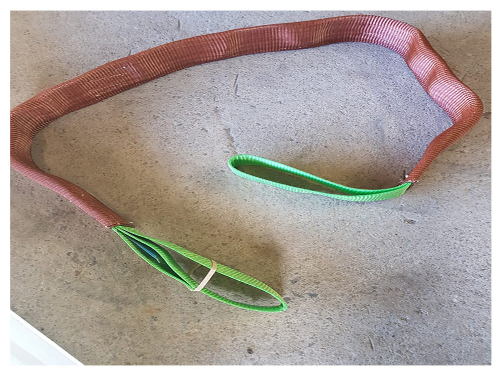 2 TONNE ENDLESS FLAT SLING C/W 1.5WEAR SLEEVE SEWED AT 3 POINTS  EN 1492-1 STANDARD