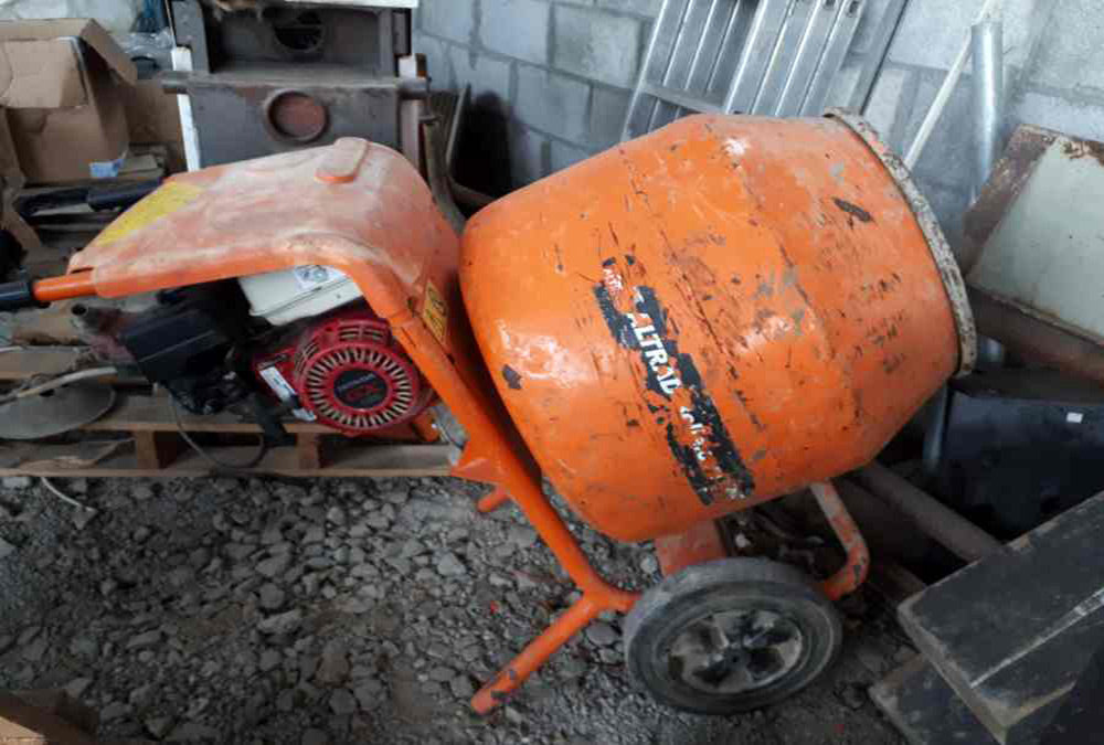 Concrete Mixer (Petrol)